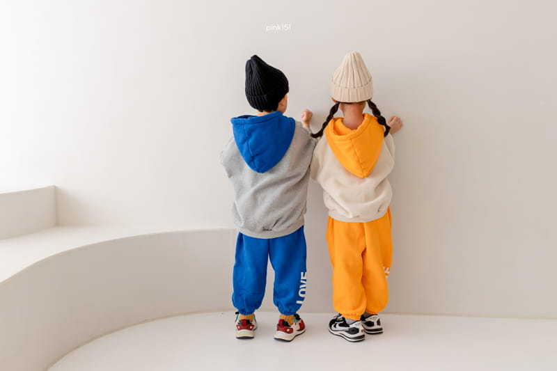PINK151 - Korean Children Fashion - #Kfashion4kids - Love Tape Jogger Pants - 2