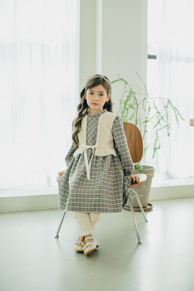 PUDDING - Korean Children Fashion - #Kfashion4kids - Check Vest One-piece - 5