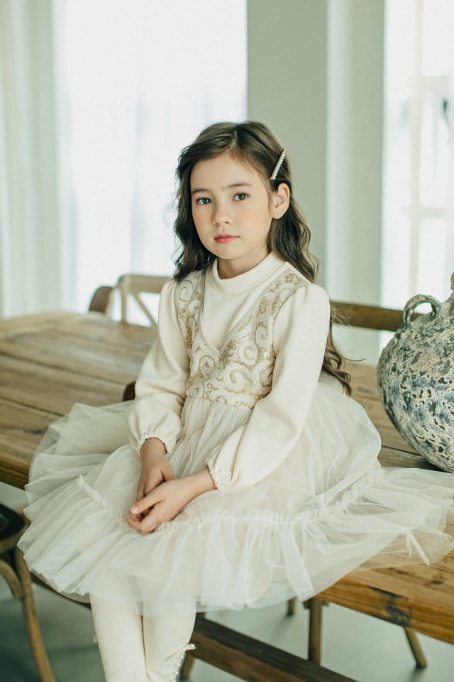 PUDDING - Korean Children Fashion - #Kfashion4kids - V Neck One-piece