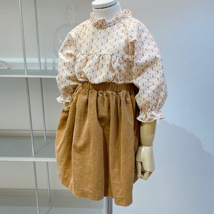 STUDIO M - Korean Children Fashion - #Kfashion4kids - Flower Fleece Blouse