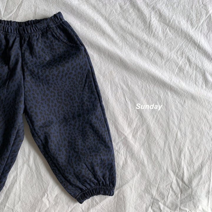 SUNDAY CLOSET - Korean Children Fashion - #Kfashion4kids - Leopard Fleece Jogger Pants - 3