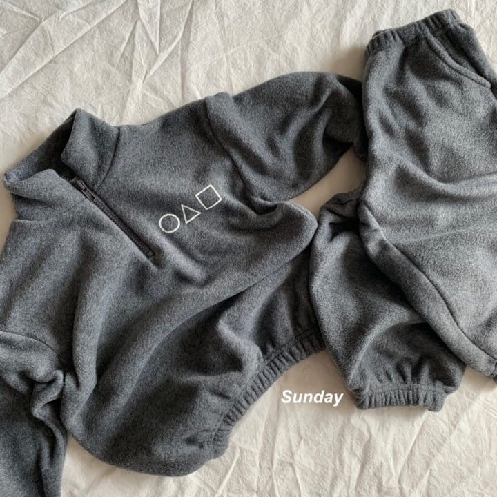SUNDAY CLOSET - Korean Children Fashion - #Kfashion4kids - Shape Turtleneck Top Bottom Set - 5