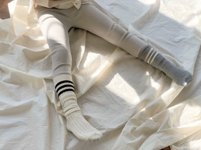 TEAMAND - Korean Children Fashion - #Kfashion4kids - 3 Stripes Rib Knee Socks