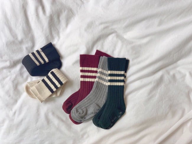 TEAMAND - Korean Children Fashion - #Kfashion4kids - 3 Stripes Rib Knee Socks - 4