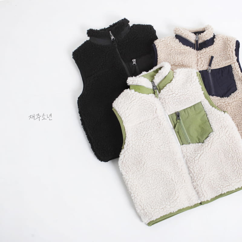 WITTY BOY - Korean Children Fashion - #Kfashion4kids - Travel Reversible Vest - 11