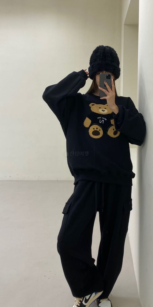 ANOTHER AVENUE - Korean Children Fashion - #Kfashion4kids - Bear Embroidery Sweatshirt
