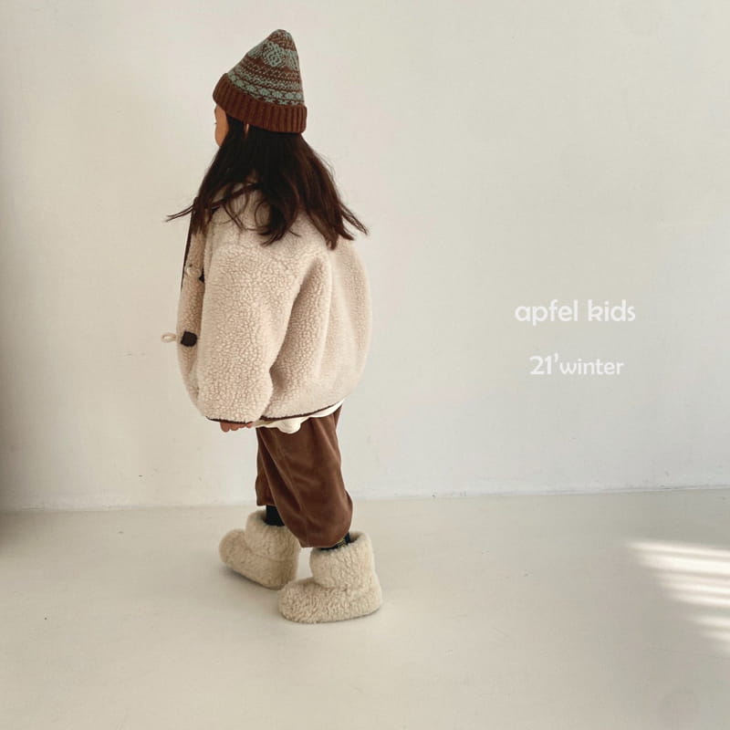 APFEL - Korean Children Fashion - #Kfashion4kids - Bboglei Coat with Mom - 11
