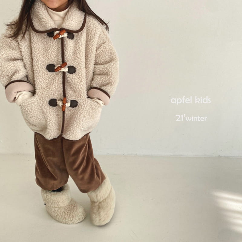APFEL - Korean Children Fashion - #Kfashion4kids - Bboglei Coat with Mom - 2