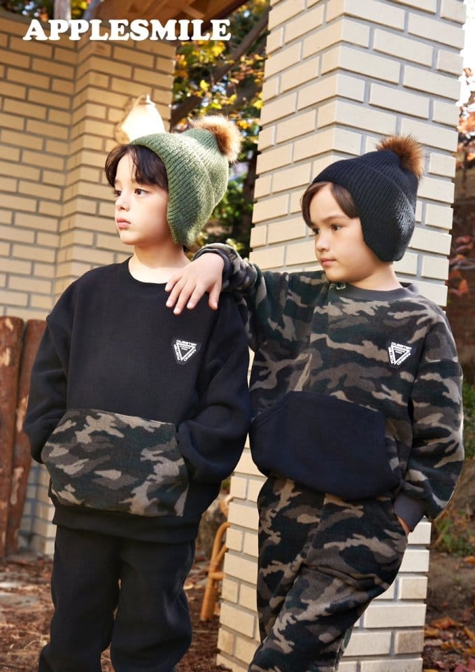 APPLESMILE - Korean Children Fashion - #Kfashion4kids - Fleece Top Bottom Set