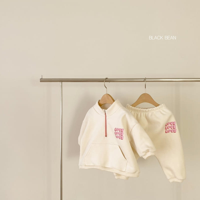BLACK BEAN - Korean Children Fashion - #Kfashion4kids - Half Bebe Top Bottom Set - 3
