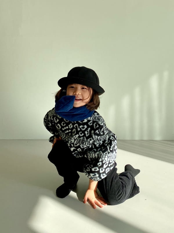 BON BON BUTIK - Korean Children Fashion - #Kfashion4kids - Carnal Bonding Muffler - 9