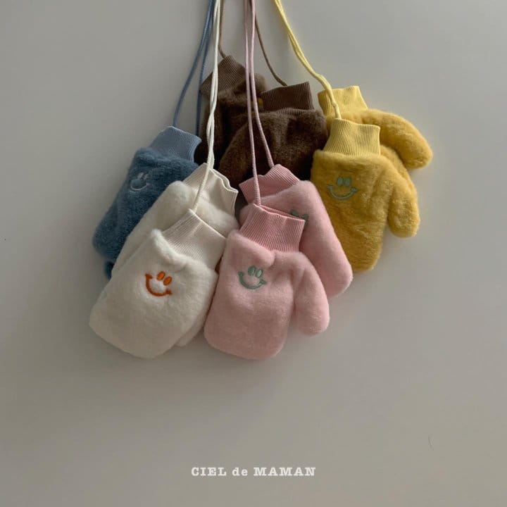 CIEL DE MAMAN - Korean Children Fashion - #Kfashion4kids - Smile Face Gloves - 4