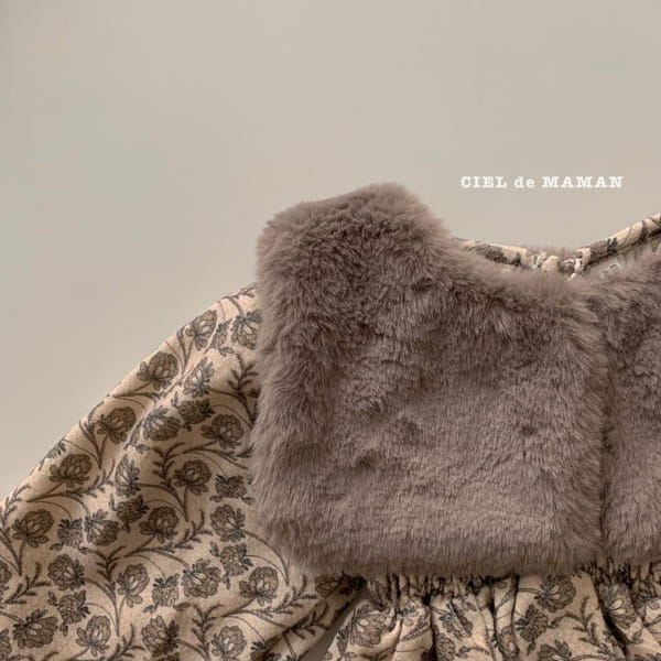 CIEL DE MAMAN - Korean Children Fashion - #Kfashion4kids - Fluffy Cape - 7