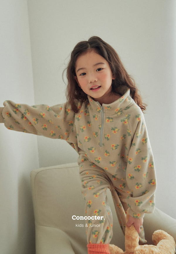 CONCOCTER - Korean Children Fashion - #Kfashion4kids - Flower Fleece Top Bottom Set - 10