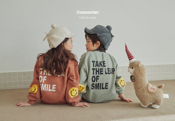 CONCOCTER - Korean Children Fashion - #Kfashion4kids - Sleeves Smile Top Bottom Set