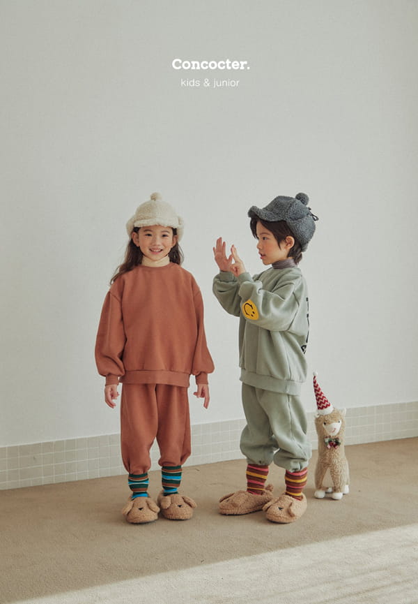 CONCOCTER - Korean Children Fashion - #Kfashion4kids - Sleeves Smile Top Bottom Set - 3