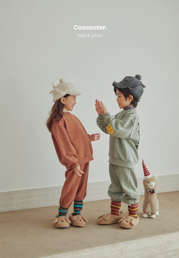 CONCOCTER - Korean Children Fashion - #Kfashion4kids - Sleeves Smile Top Bottom Set - 4