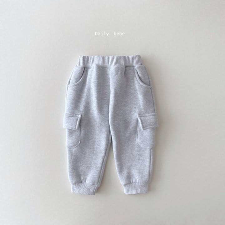 DAILY BEBE - Korean Children Fashion - #Kfashion4kids - Cargo Jogger Pants - 2