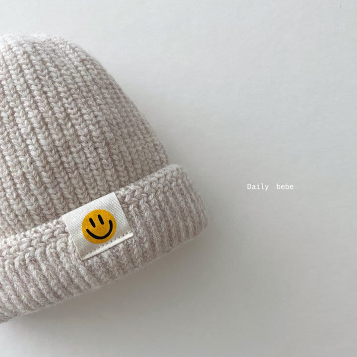 DAILY BEBE - Korean Children Fashion - #Kfashion4kids - Smile Short Beanie - 4