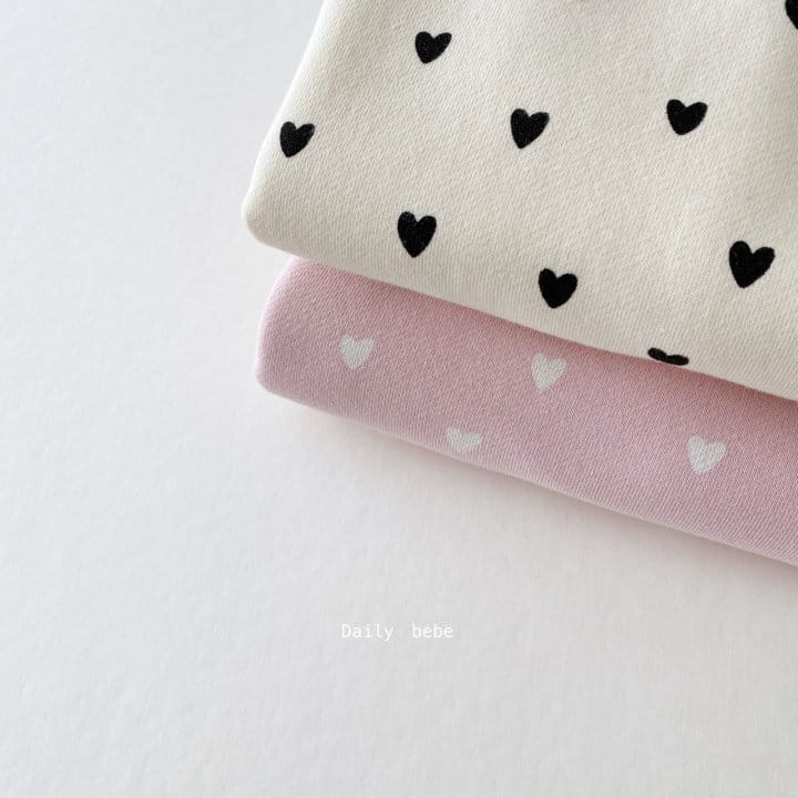 DAILY BEBE - Korean Children Fashion - #Kfashion4kids - Heart Top Bottom Set - 5