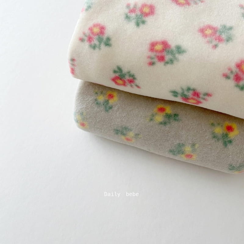 DAILY BEBE - Korean Children Fashion - #Kfashion4kids - Flower Anorak Top Bottom Set - 5