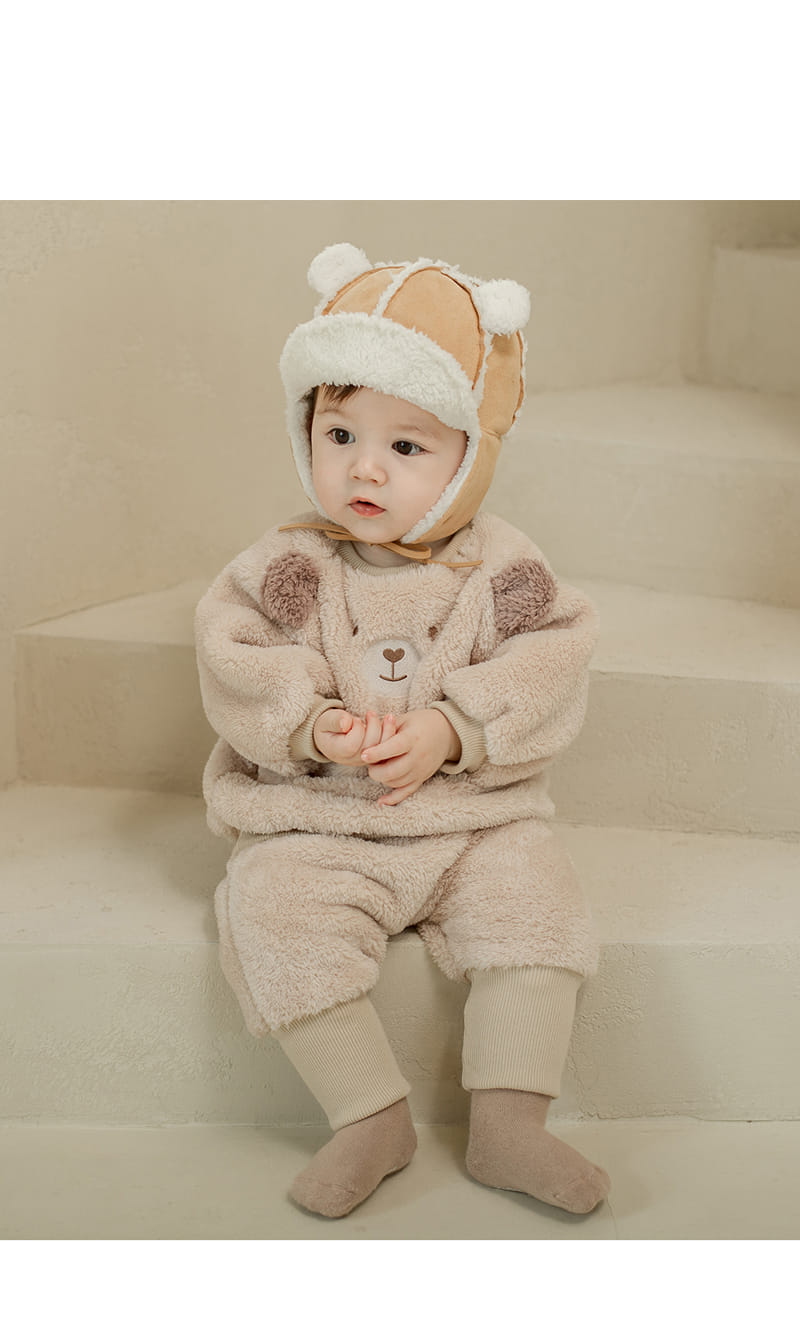 HAPPY PRINCE - Korean Children Fashion - #Kfashion4kids - Ponia Fleece Beige Top Bottom Set