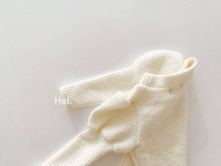 HEI - Korean Children Fashion - #Kfashion4kids - Cream Turtleneck Tee - 3