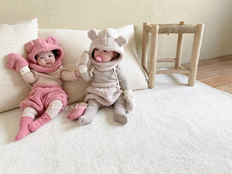 HI BYEBEBE - Korean Children Fashion - #Kfashion4kids - Arctic Baby Three Bear Bloomer Warmer Gloves Set - 10