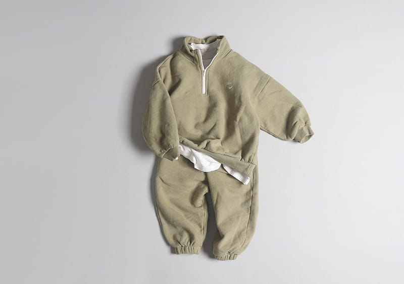 HYVAA - Korean Children Fashion - #Kfashion4kids - Smile Anorak Top Bottom Set - 7