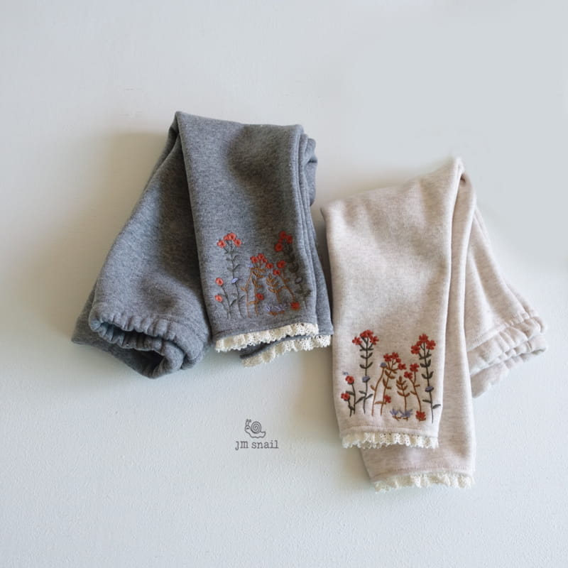 JM SNAIL - Korean Children Fashion - #Kfashion4kids - Flower Embroidery Leggings - 5