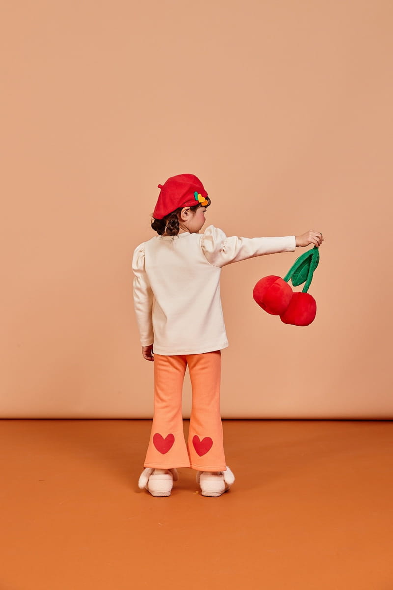 KOKOYARN - Korean Children Fashion - #Kfashion4kids - Rib Heart Bootscut Leggings - 5