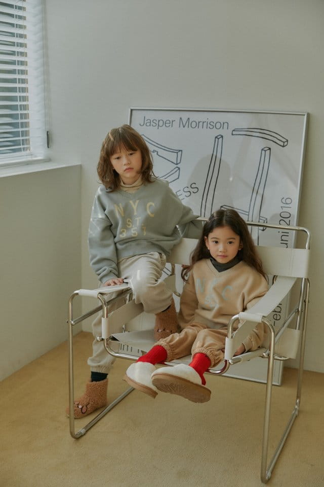 LITTLE B - Korean Children Fashion - #Kfashion4kids - NYC Sweatshirt - 2