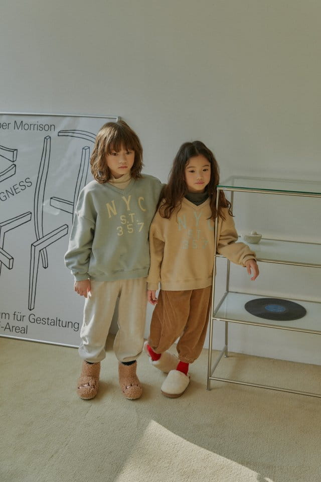 LITTLE B - Korean Children Fashion - #Kfashion4kids - NYC Sweatshirt - 4
