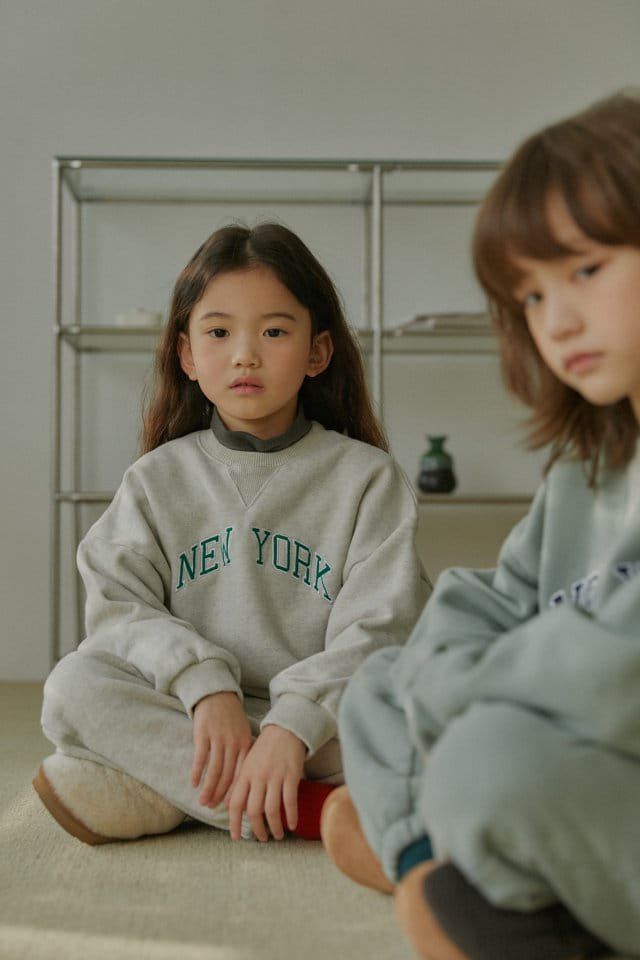 LITTLE B - Korean Children Fashion - #Kfashion4kids - New York Sweatshirt - 7