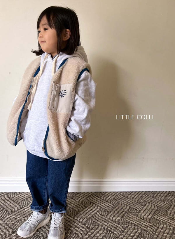 LITTLE COLLI - Korean Children Fashion - #Kfashion4kids - ABC Fleece Vest - 10