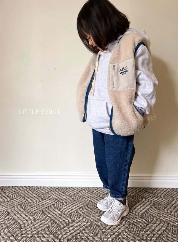 LITTLE COLLI - Korean Children Fashion - #Kfashion4kids - ABC Fleece Vest - 12