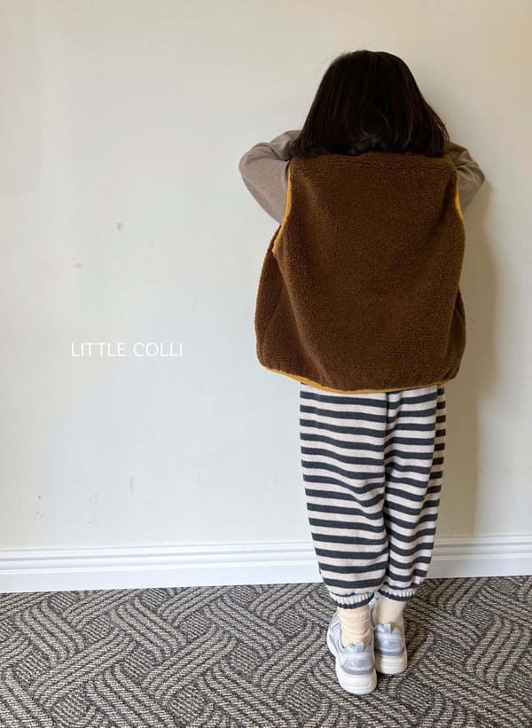 LITTLE COLLI - Korean Children Fashion - #Kfashion4kids - ABC Fleece Vest - 9