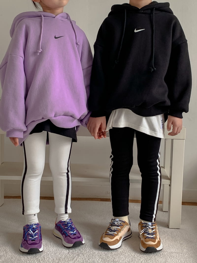 MATILDA & LEE - Korean Children Fashion - #Kfashion4kids - Fleece Two Stripes Leggings - 9