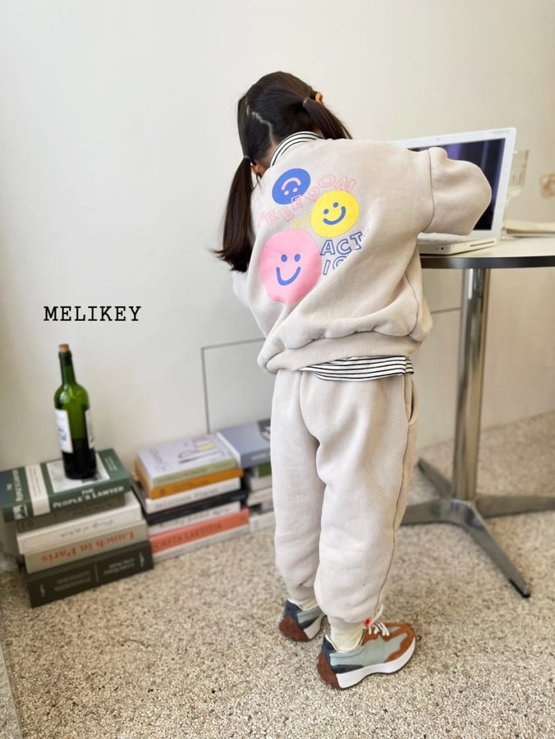 MELIKEY - Korean Children Fashion - #Kfashion4kids - Action Smile Top Bottom Set