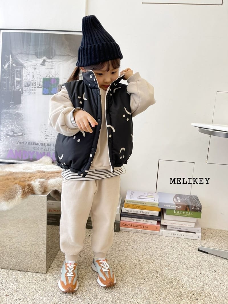MELIKEY - Korean Children Fashion - #Kfashion4kids - Smile Padding Vest - 5