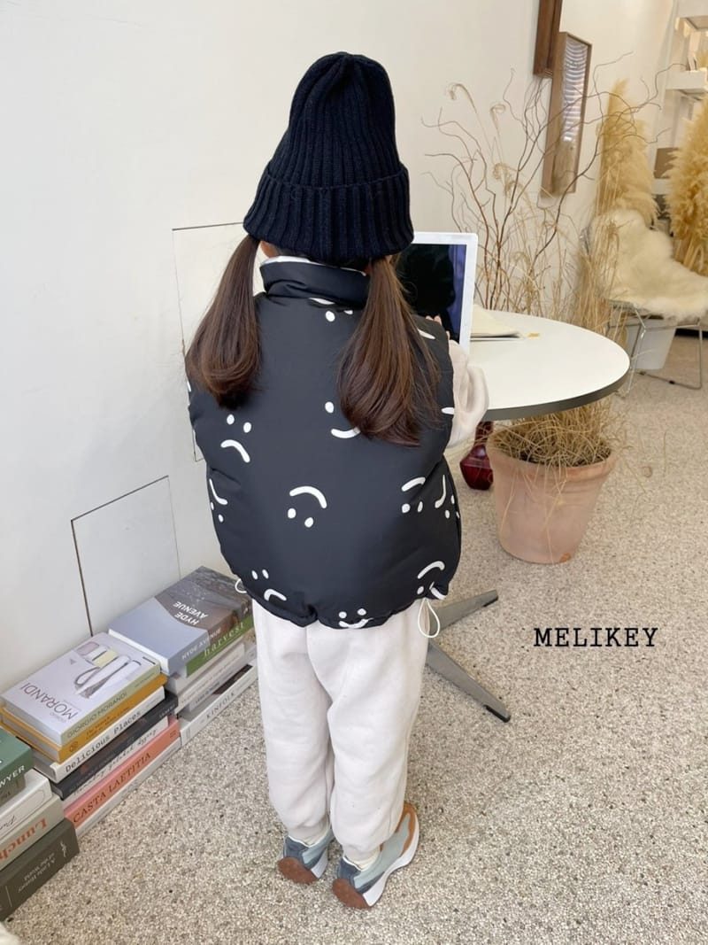 MELIKEY - Korean Children Fashion - #Kfashion4kids - Smile Padding Vest - 7