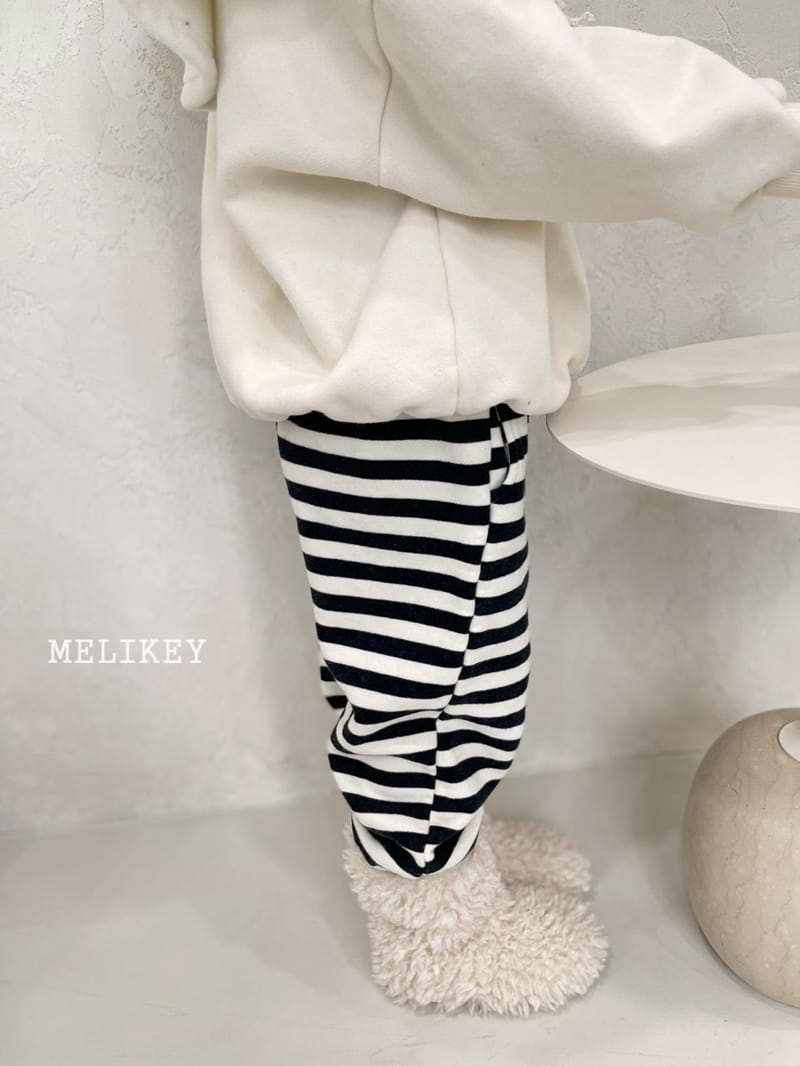 MELIKEY - Korean Children Fashion - #Kfashion4kids - Merry Jogger Pants - 6