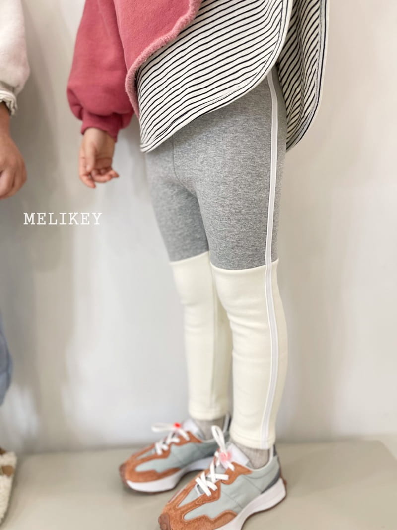 MELIKEY - Korean Children Fashion - #Kfashion4kids - Half Half Color Leggings - 5