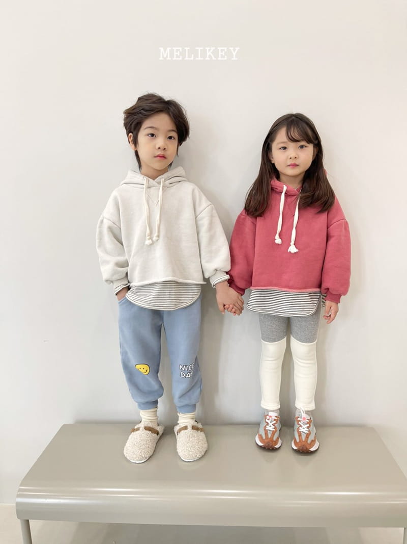 MELIKEY - Korean Children Fashion - #Kfashion4kids - Half Half Color Leggings - 8