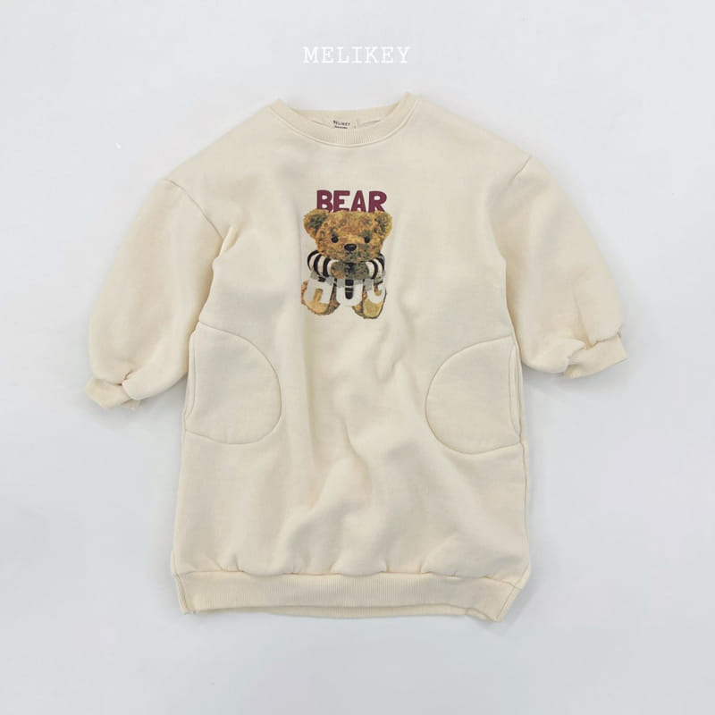 MELIKEY - Korean Children Fashion - #Kfashion4kids - Hug Bear One-piece - 2