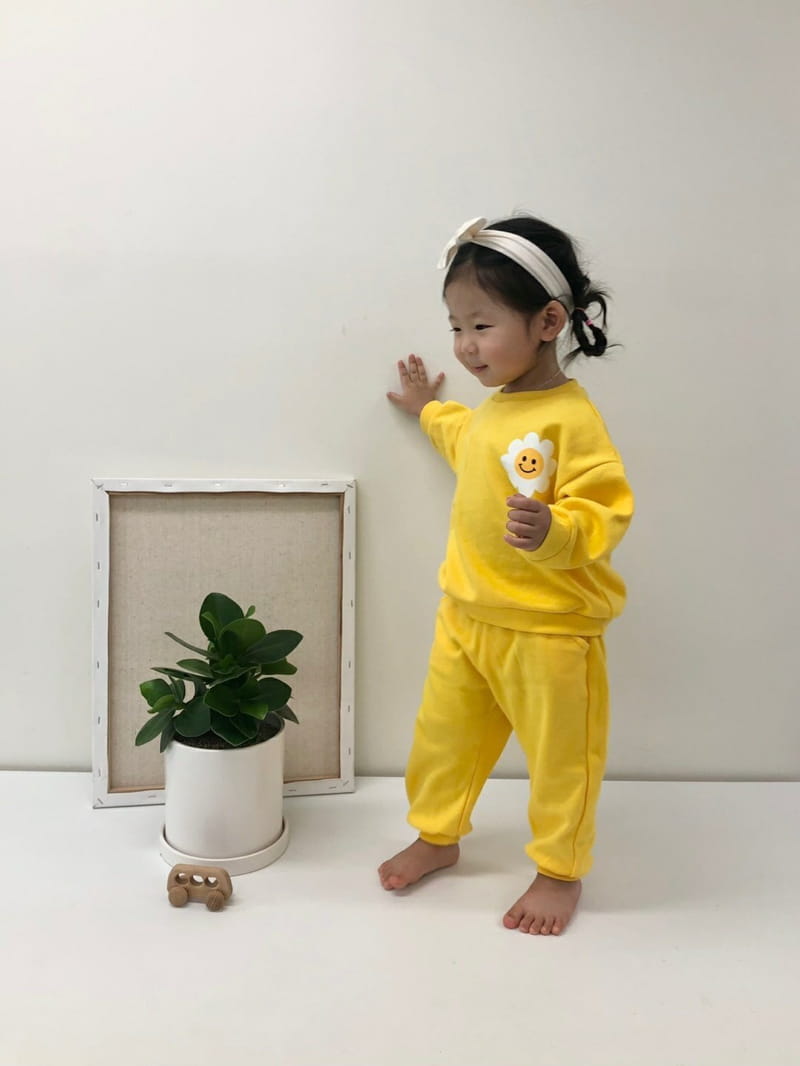 MORAN - Korean Children Fashion - #Kfashion4kids - Fleece Daisy Top Bottom Set - 3
