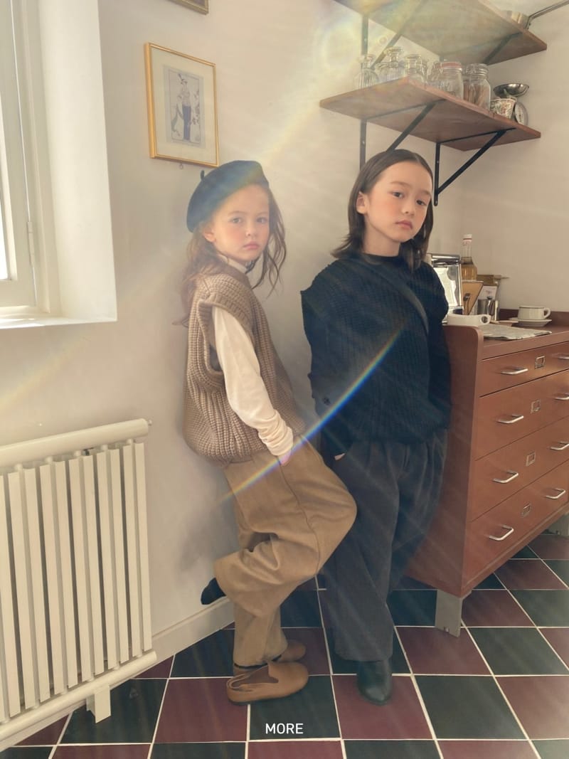 MORE - Korean Children Fashion - #Kfashion4kids - Heart Neck Turtleneck Tee - 11