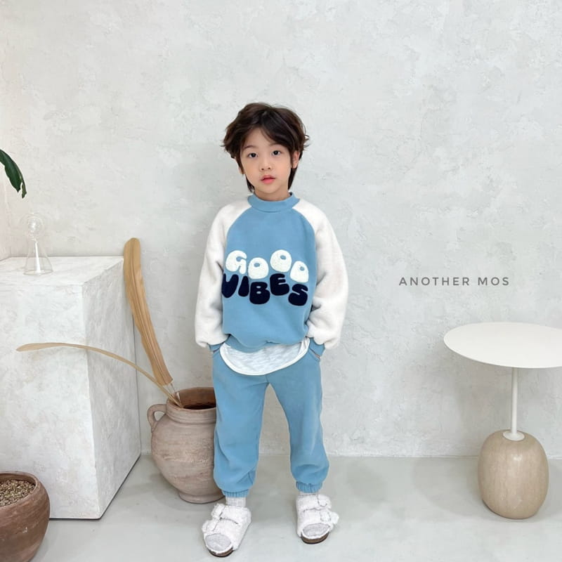 MOS BEBE - Korean Children Fashion - #Kfashion4kids - Bookle Embroidery Fleece Top