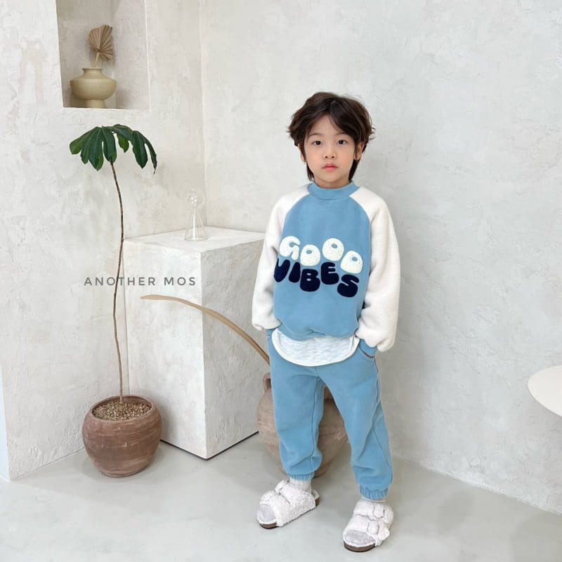 MOS BEBE - Korean Children Fashion - #Kfashion4kids - Bookle Embroidery Fleece Top - 2