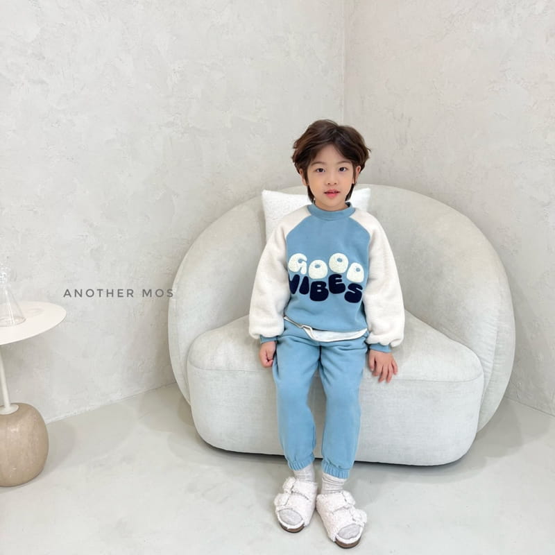 MOS BEBE - Korean Children Fashion - #Kfashion4kids - Bookle Embroidery Fleece Top - 7